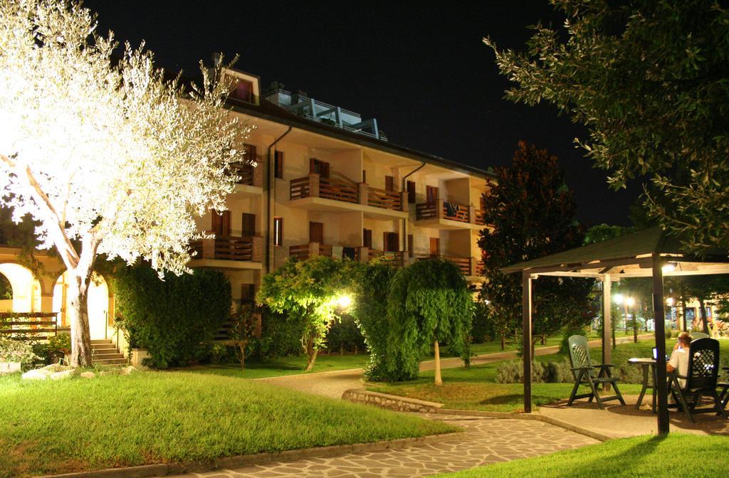 Hotel Capanna D'Oro Lignano Sabbiadoro Exterior foto