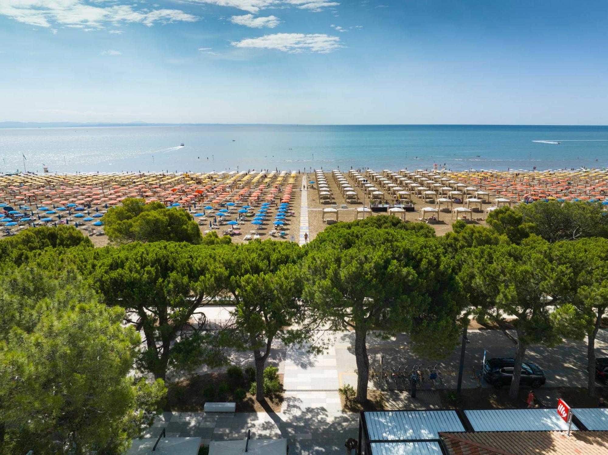 Hotel Capanna D'Oro Lignano Sabbiadoro Exterior foto