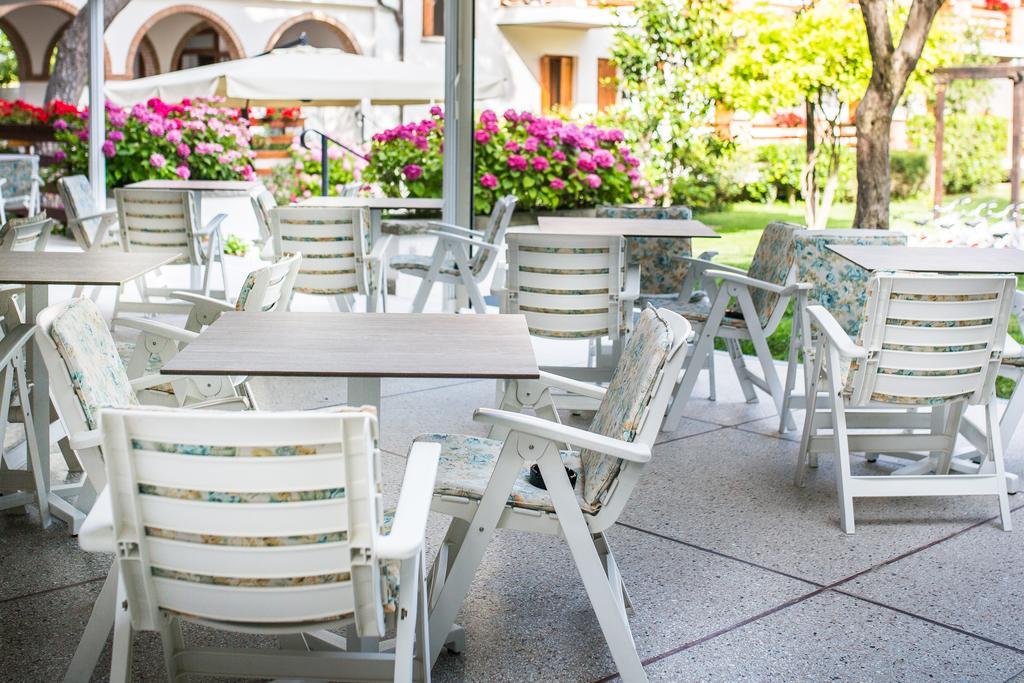 Hotel Capanna D'Oro Lignano Sabbiadoro Exterior foto