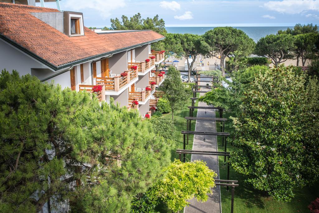 Hotel Capanna D'Oro Lignano Sabbiadoro Exterior foto