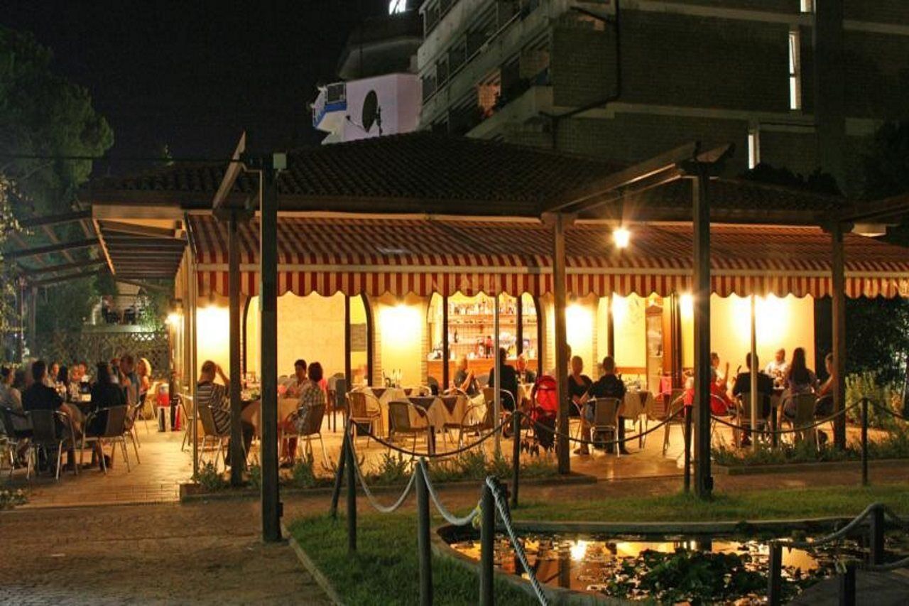 Hotel Capanna D'Oro Lignano Sabbiadoro Exterior foto
